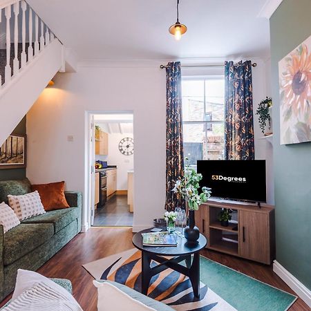 New! Stunning 2-Bed City-Centre Home In Chester By 53 Degrees Property - Ideal For Couples & Groups - Sleeps 6! Exterior foto