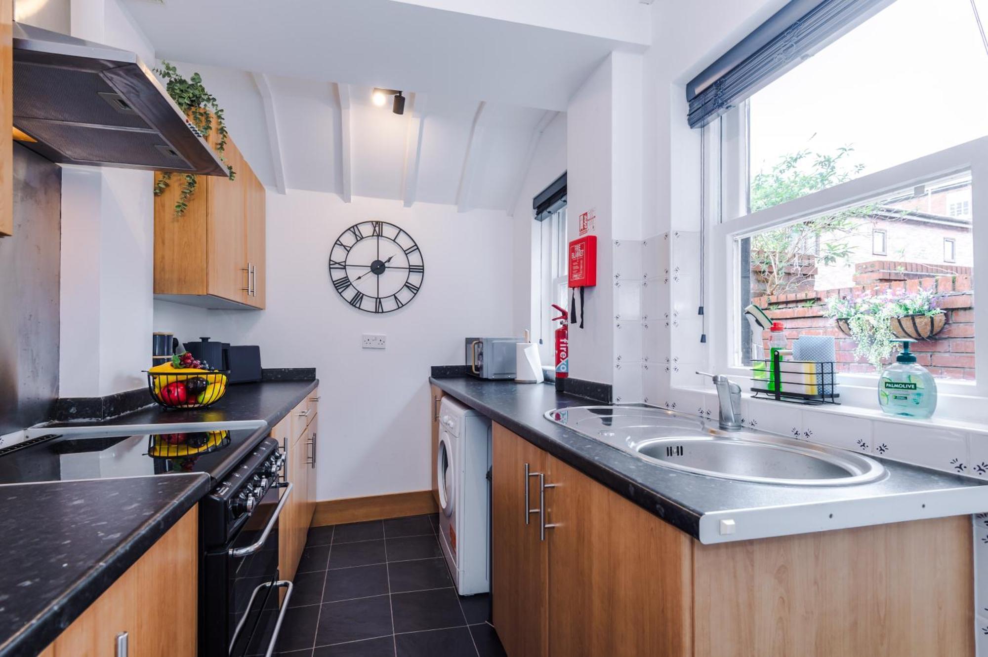 New! Stunning 2-Bed City-Centre Home In Chester By 53 Degrees Property - Ideal For Couples & Groups - Sleeps 6! Exterior foto