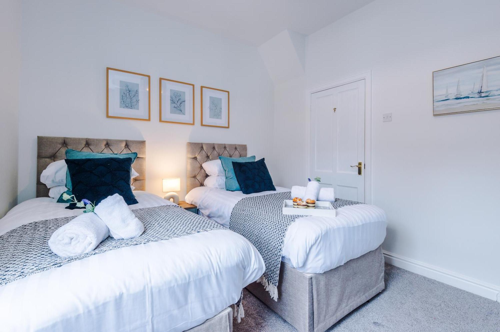 New! Stunning 2-Bed City-Centre Home In Chester By 53 Degrees Property - Ideal For Couples & Groups - Sleeps 6! Exterior foto